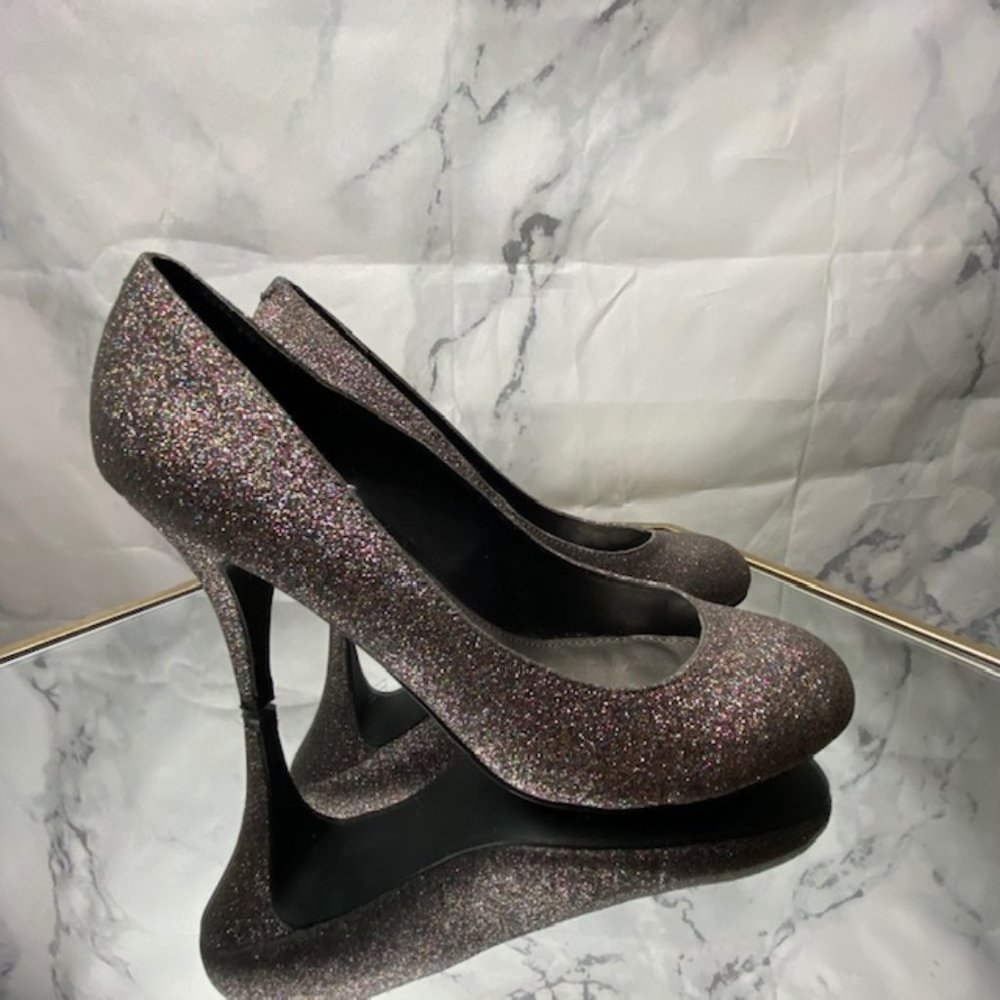 Fergalicious Utopia Glitter Pumps - Picture 4 of 8